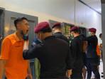 Petugas-gabungan-dari-Lapas-Tuban-TNI-dan-Polri.jpg