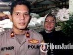 Petugas-gabungan-melakukan-pengecekan-gudang-yang-diduga-menimbun-pupuk-subsidi-di-mojokerto.jpg