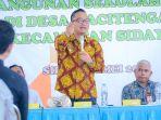 Plt-Bupati-Gresik-dr-Asluchul-Alif-memimpin-rapat-konsultasi.jpg