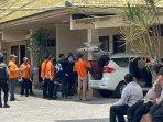 Polisi-melakukan-rekonstruksi-pembunuhan-dan-mutilasi-di-hotel-kawasan-Semampir-Kota-Kediri.jpg