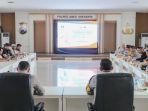 Polisi-saat-menggelar-rapat-membahas-pengamanan-Natal-dan-Tahun-Baru.jpg