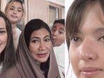 Potret-Nia-Ramadhani-dan-anak-anaknya-bersama-ibu-mertua.jpg