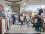 Potret-keramaian-Pasar-Tanah-Abang-usai-rencana-penutupan-TikTok-Shop.jpg