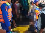 Proses-evakuasi-korban-kapal-ikan-yang-terbakar-di-Samudera-Hindia.jpg