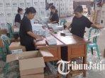 Proses-pelipatan-surat-suara-untuk-Pemilu-Presiden-Wakil-Presiden-dan-DPD-RI-ilustrasi-surat-suara.jpg