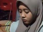 Putri-curhat-ke-petugas-damkar-karena-ditolak-polisi.jpg