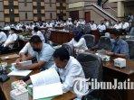 Rapat-paripurna-yang-membahas-penanganan-wabah-Penyakit-Mulut-dan-Kuku-di-DPRD-Kabupaten-Malang.jpg