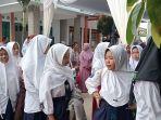 Ratusan-siswa-Sekolah-Rakyat-Jombang-yang-sudah-mulai-hadir-di-SKB.jpg