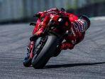 Rider-besutan-Ducati-Enea-Bastianini-ketika-berlatih-di-Sirkuit-Mugello-Italia.jpg