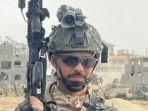 Roi-Yifrah-35-seorang-warga-Tel-Aviv-yang-menyamar-menjadi-tentara-Israel.jpg