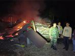 Rumah-Astan-PTPN-Kecamatan-Ijen-yang-diduga-dibakar-oleh-warga.jpg