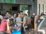 Salah-seorang-korban-penganiayaan-di-Desa-Tanah-Merah-Laok-Kecamatan-Tanah-Merah.jpg