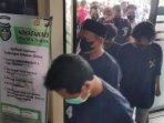 Satresnarkoba-Polres-Tuban-mengamankan-pelaku-peredaran-pil-dobel-L-dan-sabu-sabu-di-Tuban.jpg