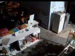 Screnshot-cctv-bocil-mencuri-di-uang-cash-dan-dua-handphone-di-Kedai-Mie-Uji-Nyala.jpg