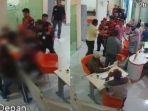 Sekelompok-ormas-menggeruduk-kantor-leasing-hingga-mengobrak-abrik-isi-kantor.jpg