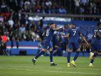 Selebrasi-pemain-PSG-Neymar-dan-Kylian-Mbappe-usai-membobol-gawang-AS-Monaco.jpg
