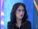 Septi Pengamen Cantik Dapat Rp100 Ribu 2 Jam, Suami Ngojek Merasa Bersalah Istri dan Anak di Jalanan