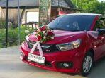 Seserahan-pernikahan-berupa-mobil-viral-di-medsos-di-Desa-Ngampelrejo-Kecamatan-Bancar.jpg