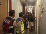 Setidaknya-ada-25-kamar-yang-malam-itu-dilakukan-pemeriksaan.jpg