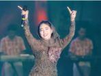 Silvy-Kumalasari-Bukit-Berbunga.jpg
