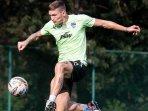 Slavko-Damjanovic-dikabarkan-akan-berlabuh-ke-Persebaya-untuk-musim-20242025.jpg