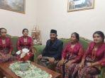 Sosok-Lundji-Kaborang-Anggota-DPRD-yang-Punya-4-Istri-Semua-Dampingi-saat-Pelantikan-Punya-22-Anak.jpg