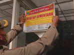Spanduk-penolakan-yang-terpasang-di-lingkungan-RW-8-Kelurahan-Tlogomas.jpg