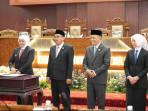 Suasana-Rapat-Paripurna-DPRD-Jatim-Senin-6102025.jpg