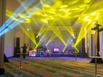 Suasana-ballroom-Aloft-Surabaya-Pakuwon-City-yang-dirancang-modern-dan-fleksibel.jpg