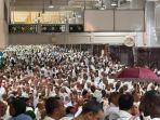 Suasana-di-Masjidil-Haram-yang-selalu-penuh-sepanjang-waktu-dekati-puncak-haji-2024.jpg