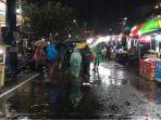 Kota Batu Diguyur Hujan Deras di Malam Pergantian Tahun Baru 2025, Arus Lalin Ramai Lancar