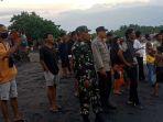 Suasana-pencarian-4-orang-korban-tenggelam-di-pantai-Tanjung-Menangis.jpg