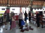 Suasana-penumpang-di-Stasiun-Garum-Kabupaten-Blitar-yang-bakal-direnovasi.jpg