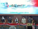 Suasana-rapat-paripurna-DPRD-Jatim-dengan-agenda-pengumuman-pemberhentian-Gubernur.jpg