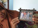 Sumiatin-saat-menuju-foto-bertemu-dengan-keluarga-Matthew-Liewelyn.jpg