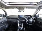 Tampilan-interior-Peugeot-5008.jpg