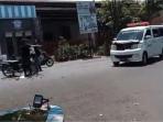 Niat Mau Berbelok, Motor Honda Supra Dihantam Mobil Ambulans di Bondowoso, 1 Orang Terluka
