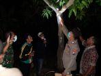 Tempat-korban-ditemukan-gantung-diri-di-pohon-mangga-miliknya-di-tambak-Rabu-1342022.jpg