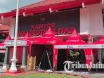 Tenda-untuk-peserta-Soekarno-Coffee-Fest-Blitar-3-mulai-didirikan-di-halaman-Kantor-Wali-Kota-Blitar.jpg