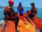 Tim-SAR-berhasil-menemukan-nelayan-yang-hilang-di-Pantai-Niyama-Tulungagung.jpg