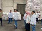Tim-Satgas-Pangan-Polres-Malang-melakukan-pengecekan-ketersediaan-pupuk-bersubsidi.jpg