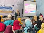 Tim-dosen-dan-mahasiswa-Fakultas-Keperawatan-Universitas-Airlangga.jpg