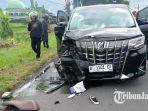 Toyota-Alphard-yang-terlibat-kecelakaan-di-Jalan-Raya-Kabat-Banyuwangi-Kamis-672023.jpg