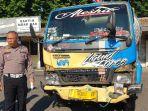 Truk-tangki-air-yang-terlibat-kecelakaan-maut-menabrak-pengunjung.jpg