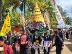 Upacara-Adat-Pahargyan-Adat-Longkangan-Teluk-Sumbreng-Desa-Masaran.jpg