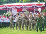 Upacara-Peringatan-Hari-Bela-Negara-Ke-75-yang-digelar-di-Gedung-Negara-Grahadi.jpg