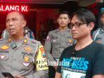 Wakasat-Lantas-Polresta-Malang-Kota-AKP-Kuntjoro-bersama-pengendara-motor-arogan.jpg