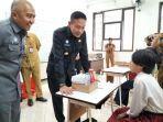Wali-Kota-Malang-Wahyu-Hidayat-meninjau-lokasi-Sekolah-Rakyat-di-gedung-Poltekom.jpg