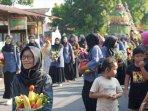Warga-Kelurahan-Kramat-Nganjuk-menggelar-tradisi-Nyadran-atau-bersih-desa.jpg