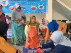 Warga-Sidoarjo-menyambut-antusias-program-program-baru-CSR-yang-dihadirkan-oleh-PT-Avia-Avian-Tbk.jpg